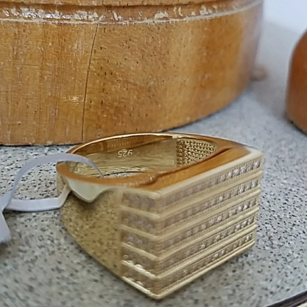 14k Gold plated Men's Wedding Band Ring